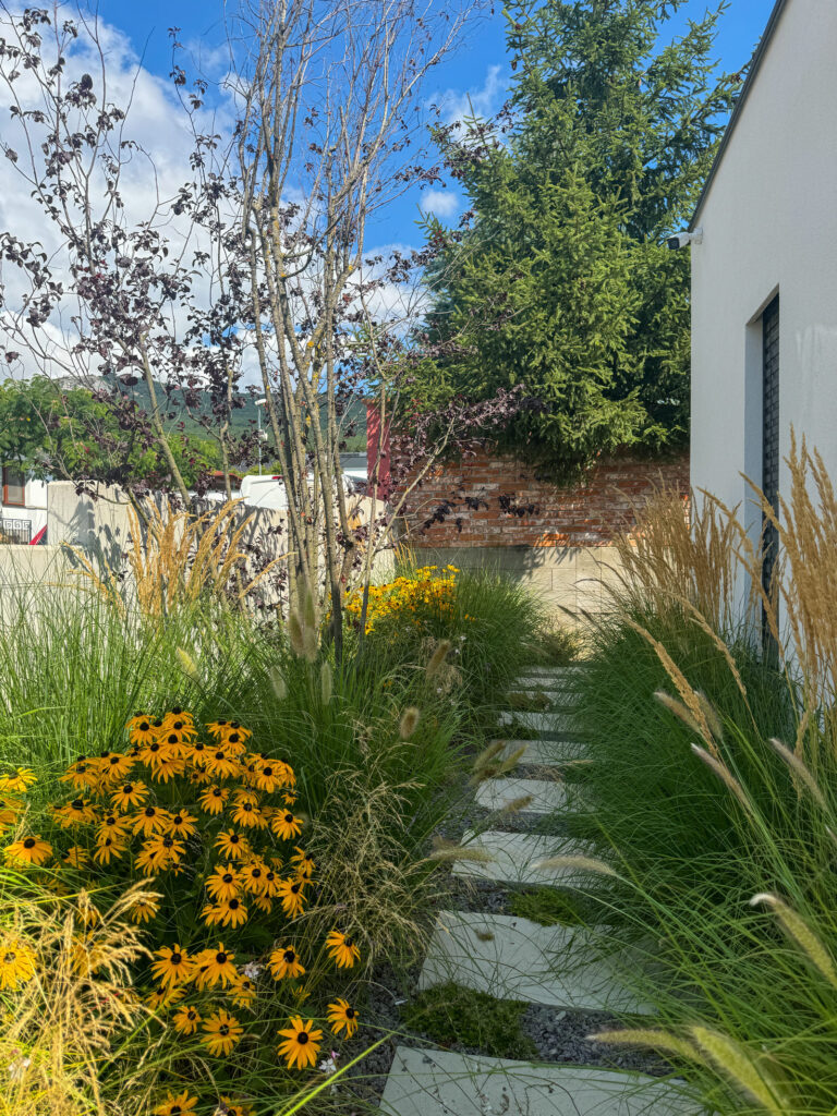 gentlemensgardens.sk - záhradná a krajinná architektúra